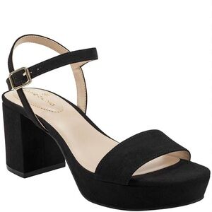 Bandolino Pennie 2 Ankle Strap Block Heel Slingback Sandals in Black - NWT